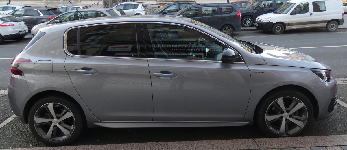 Peugeot 308 — 6